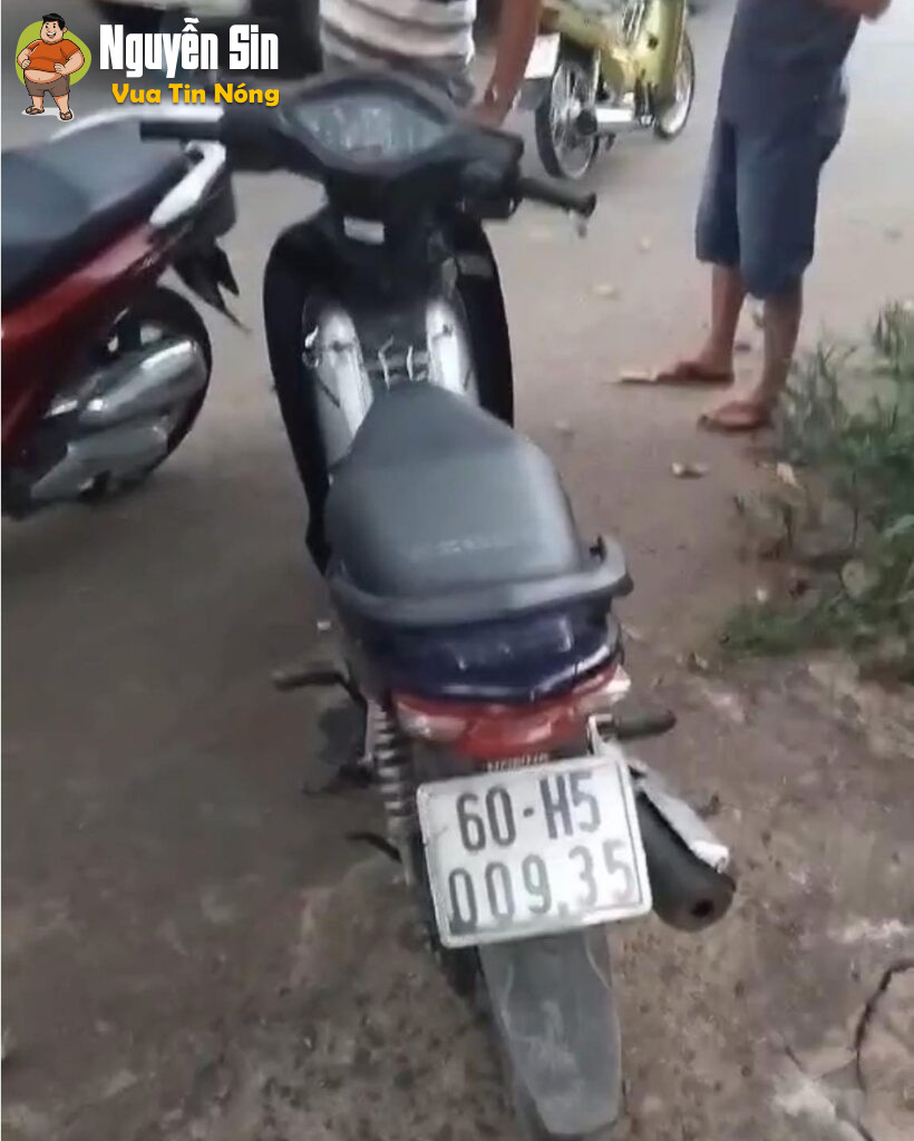 Đồng Nai: Trước cổng trung đoàn biên phòng chùa Gia Lào, ae ra đường bớt kiếm mối lại 🙁