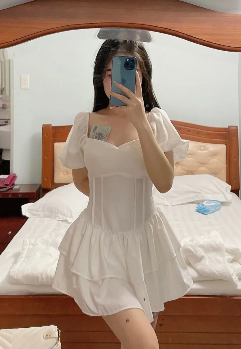 Cứ trắng xinh xắn là ắt có tờ xanh liền á mà..