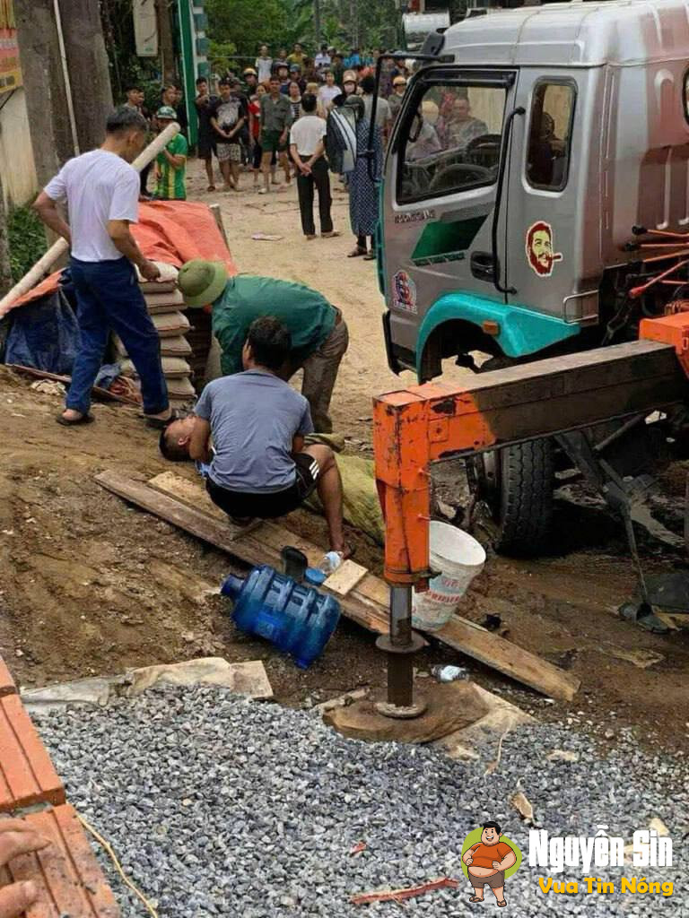 Vĩnh Lộc – Thanh Hóa: một tài xế đang lái xe thì chẳng may bị điện cao thế phóng