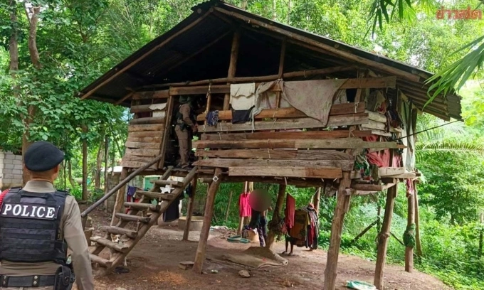 Cậu bé không biết nói vì bị mẹ bỏ bê nhiều năm