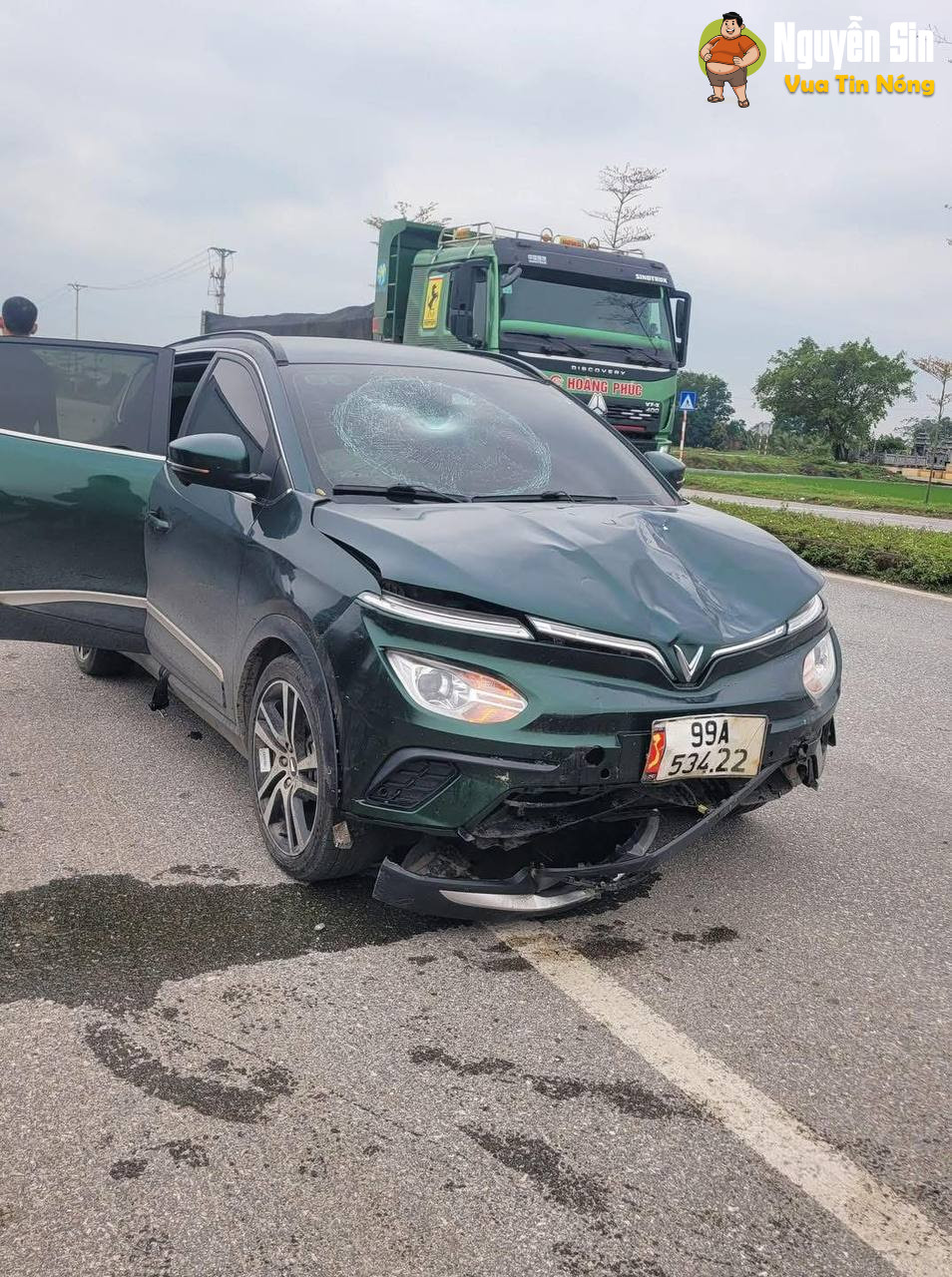 Hoằng Cát, Hoằng Hoá- Thanh Hoá: Oto va chạm với xe điện của 1 học sinh lớp 10