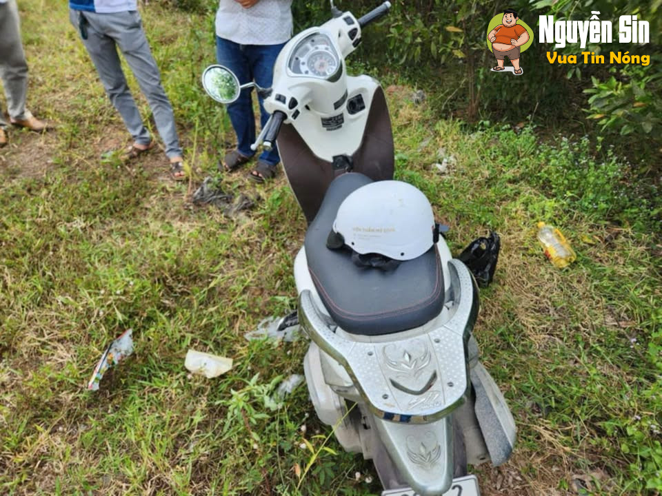 Phát hiện 1 thithe ng bị thieu, bên cạnh còn có những thứ rất lạ