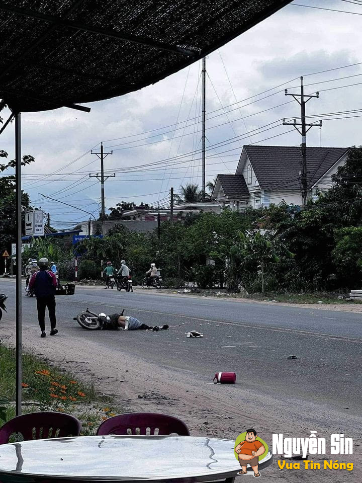 Tân Xuân, Tân Phú ,Tây Ninh: Xe nửa tải mở cửa ẩu, khiến 1 ng ra đi thương tâm