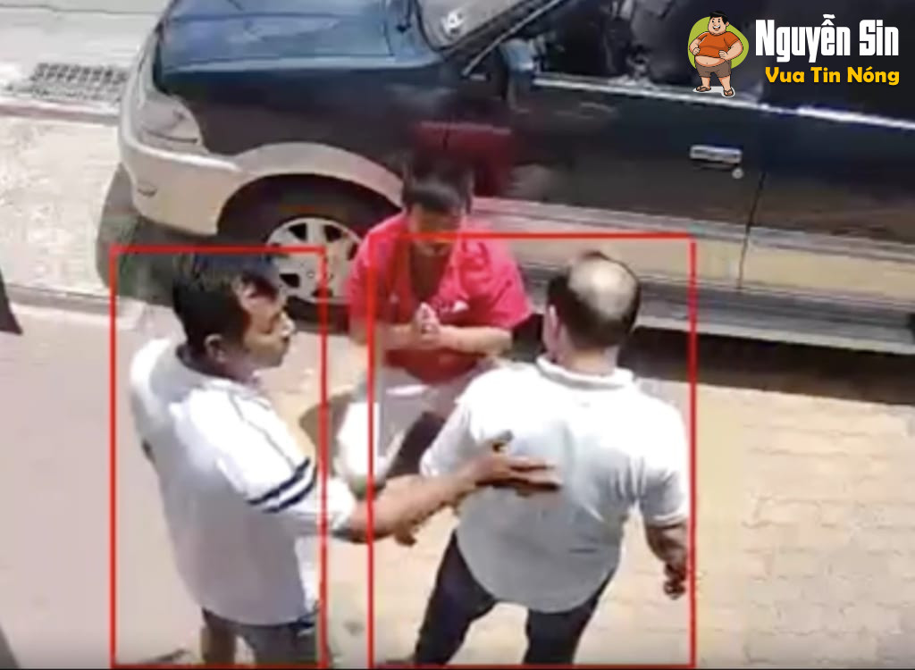 Cầu Ông Cộ- Bình Dương: Ông chú xe ch:ặn xe đ:ập kính và hỏi biết ổng là ai không?