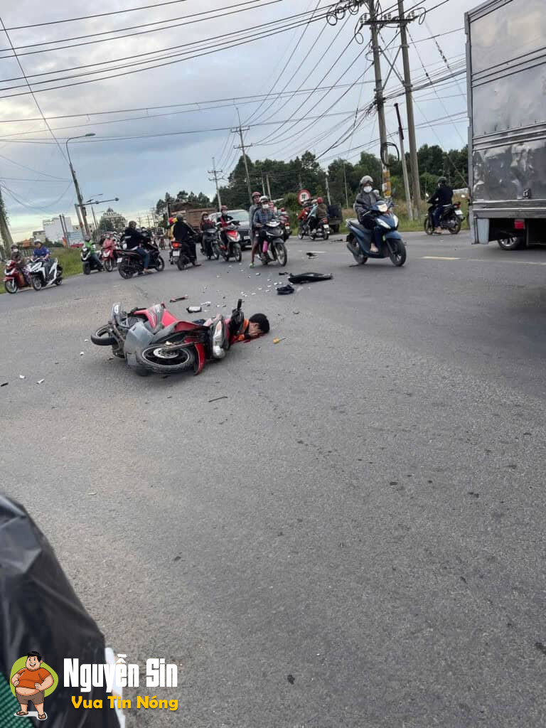 Ngã 3 mà l/ao như vậy thì chịu rồi..