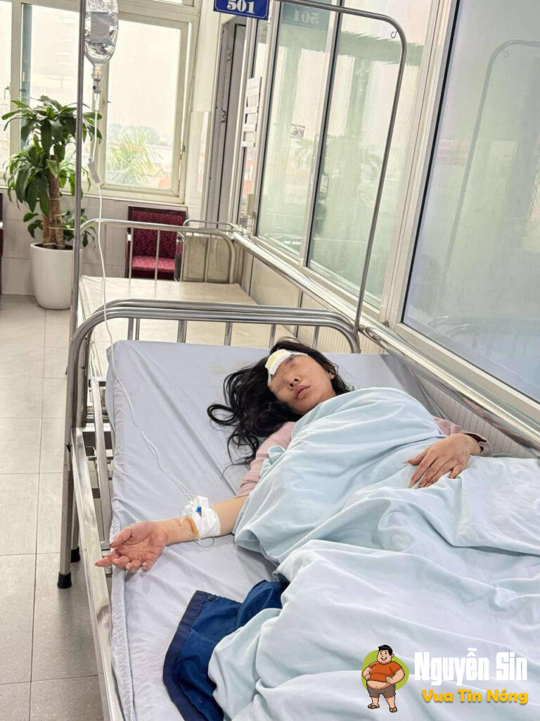 Ngoài kia không biết thế giới yêu nhau kiểu gì Ngoài kia không biết thế giới yêu nhau kiểu gì