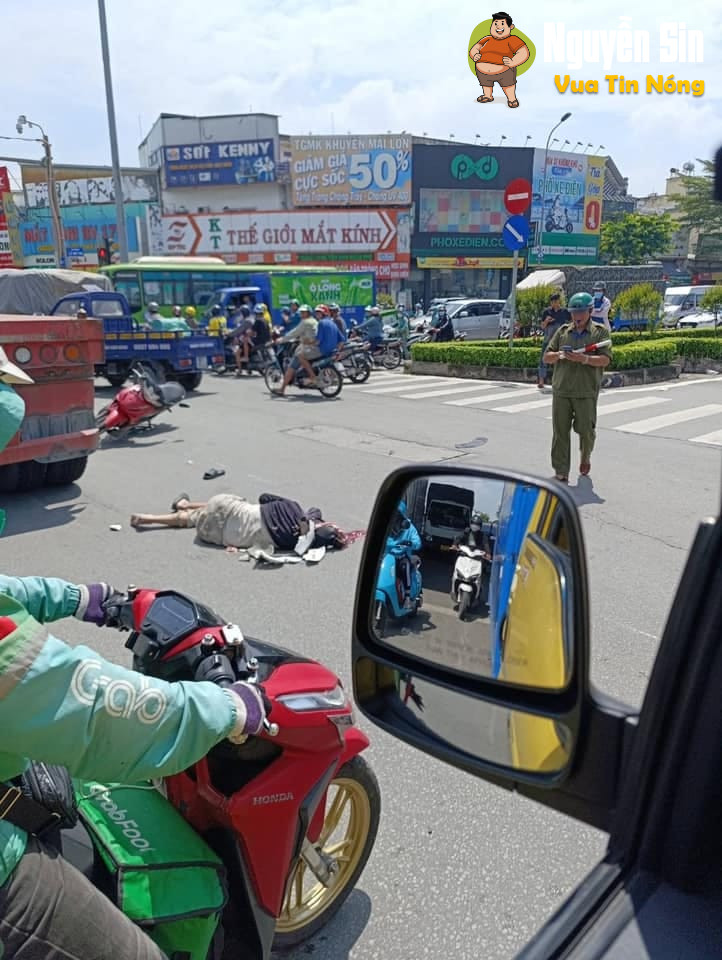 Cầu vượt Tân Thới Hiệp Q12, TPHCM: Tngt 1 người không còn nguyên vẹn