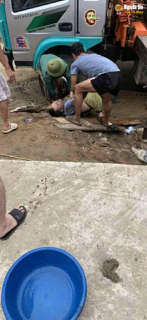 Vĩnh Lộc – Thanh Hoá: 1 ng đàn ông bị đjện giật nguy kịch.