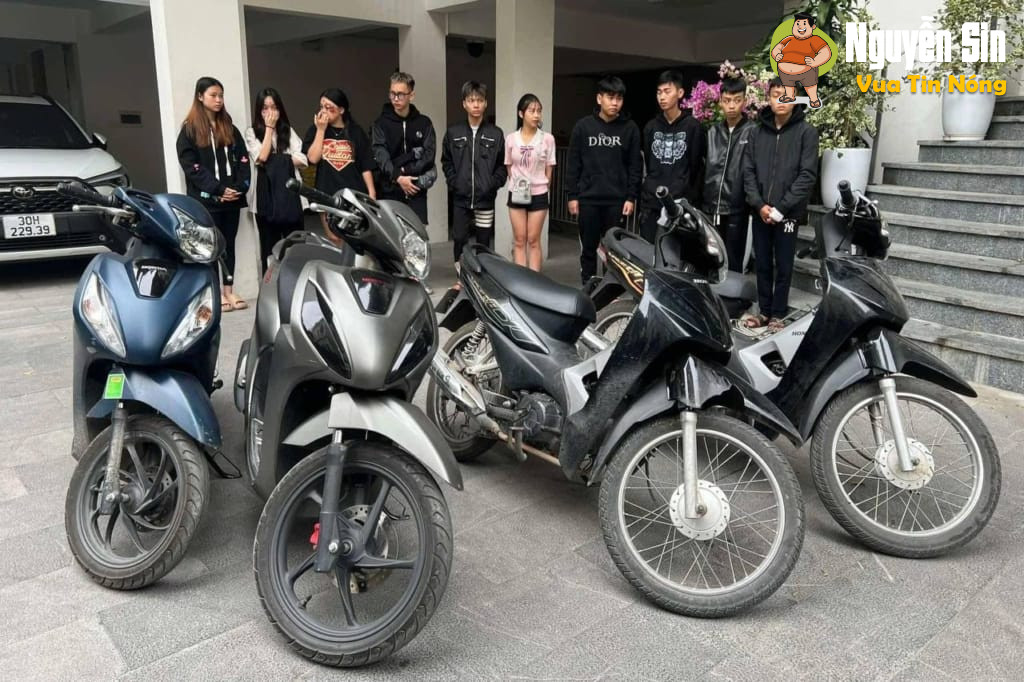 Ngã tư Trần Hưng Đạo, Bà Triệu, Hà Nội: 1 đoàn đua xe tông 1 bạn nữ T*vong tại chỗ