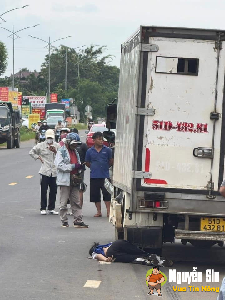 Cưkuin – Đắk Lắk: Đang đi qua đường thì giật mình chạy tránh xe tải, ai ngờ kết quả đau lòng