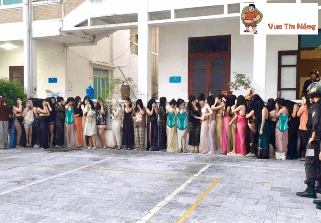 Công an đột kích quán karaoke nổi tiếng ở xứ Thanh