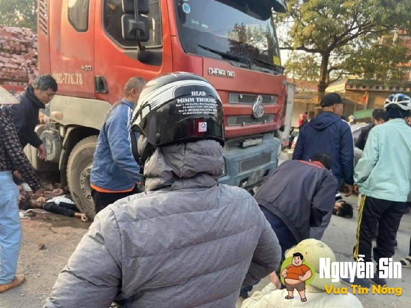 Video vụ TN gần cây xăng Phú Nghĩa, Chương Mỹ – Hà Nội: khiến 2 người TV. Bài học dành cho phụ huynh khi giao xe cho con