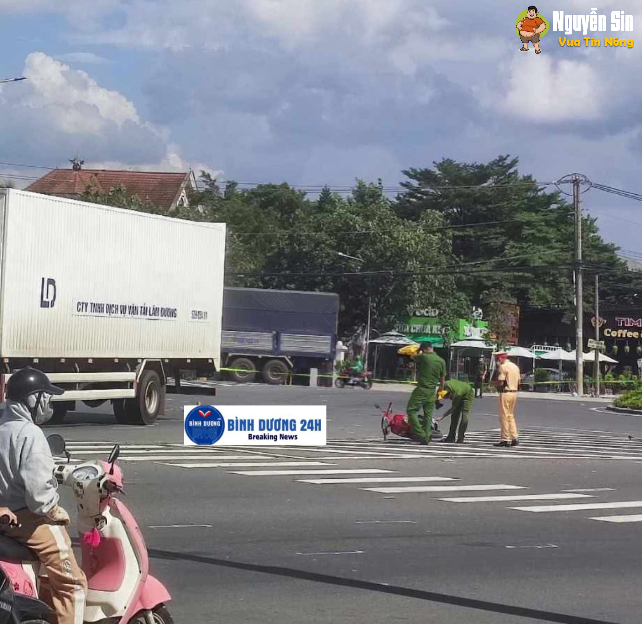 Lại Vòng xoay Kim Hằng, TPHCM . 2 người nữ đi xe máy vacham với xe tải, khiến 1 nữ tuvong tại chỗ.