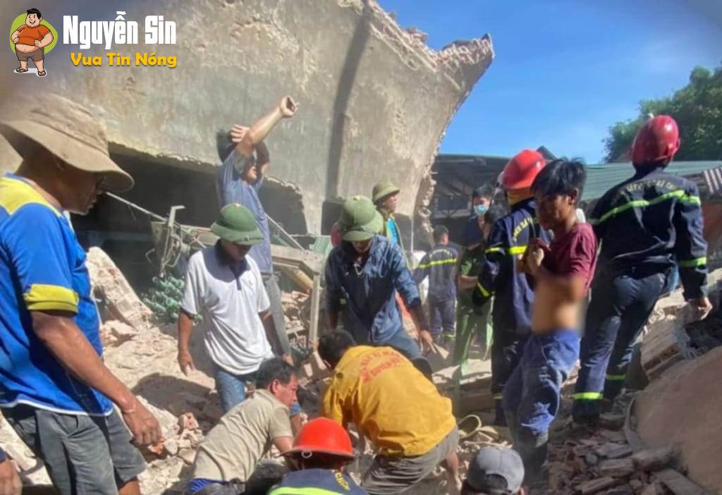 Sập kho lương thực tại Hoa Lư – Ninh Bình 3 người bị vùi lấp