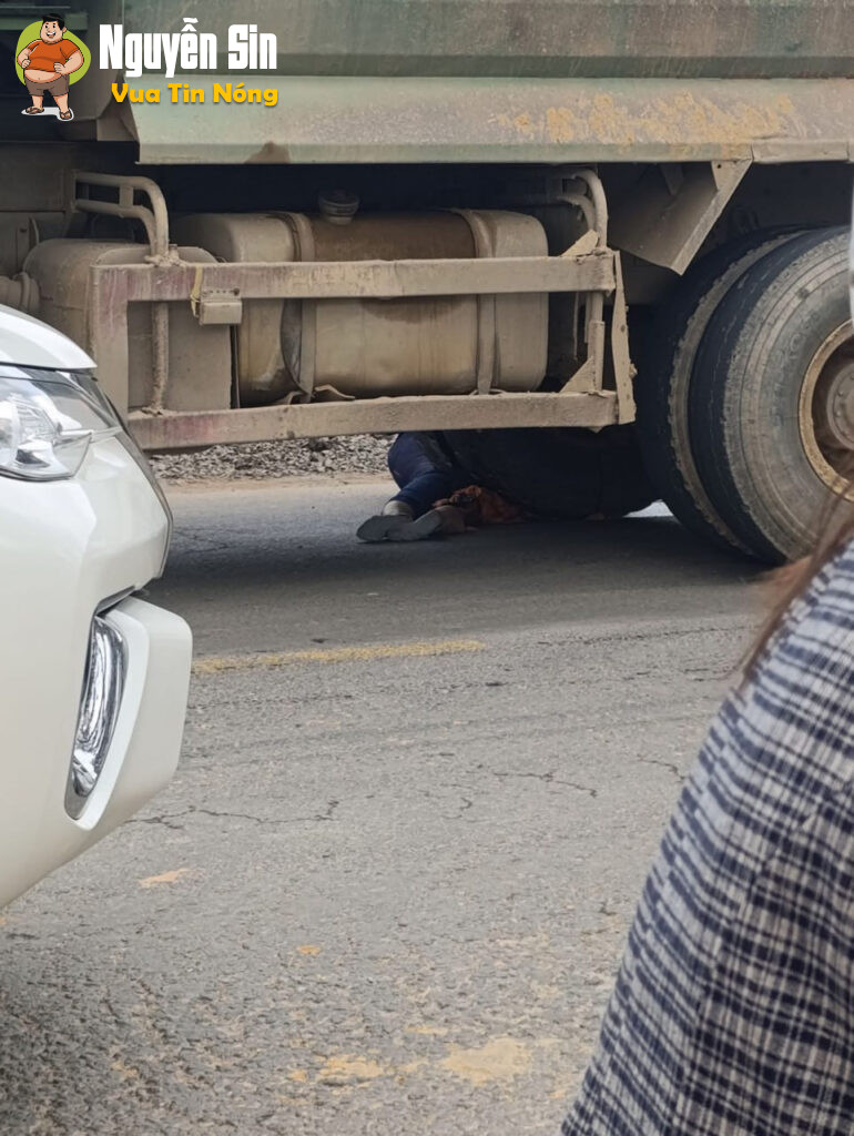 TN tại đèn xanh đèn đỏ trung tâm hành chính huyện Hoà Vang Đà Nẵng: Không còn nguyên vẹn