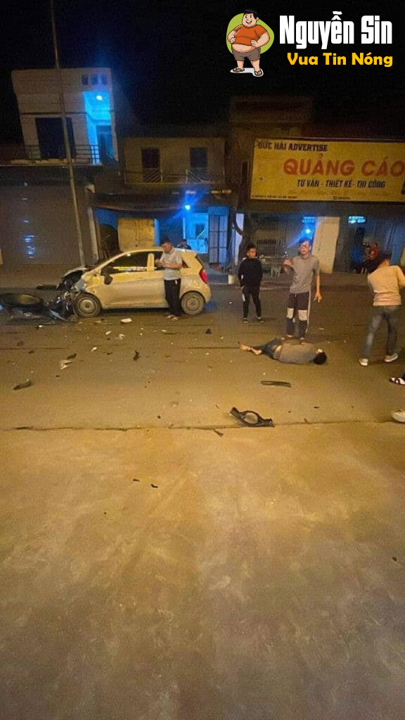 Lạc Sơn – Hòa Bình tối nay: 2 thanh niên phi thẳng vào oto…