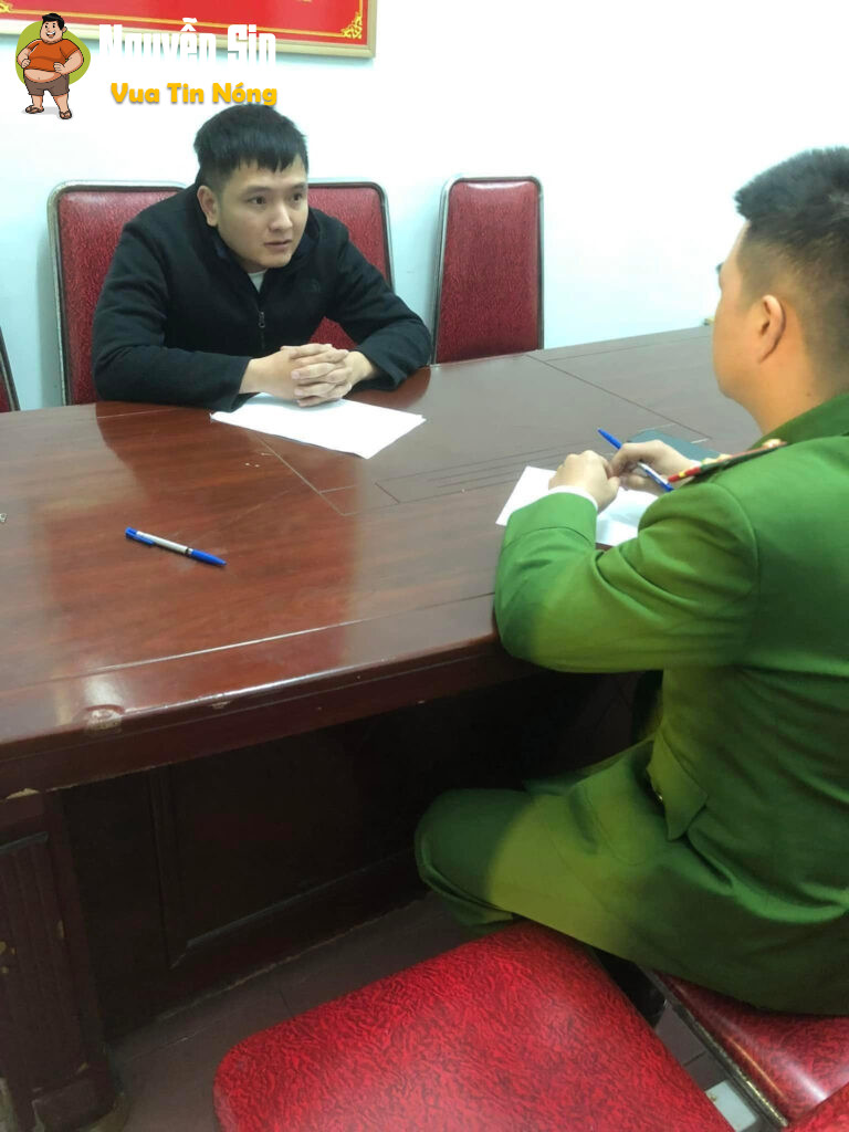 Thành phố Vinh, Nghệ An: khẩn thiết tìm bố cho thanh niên áo đen trắng trong hình…