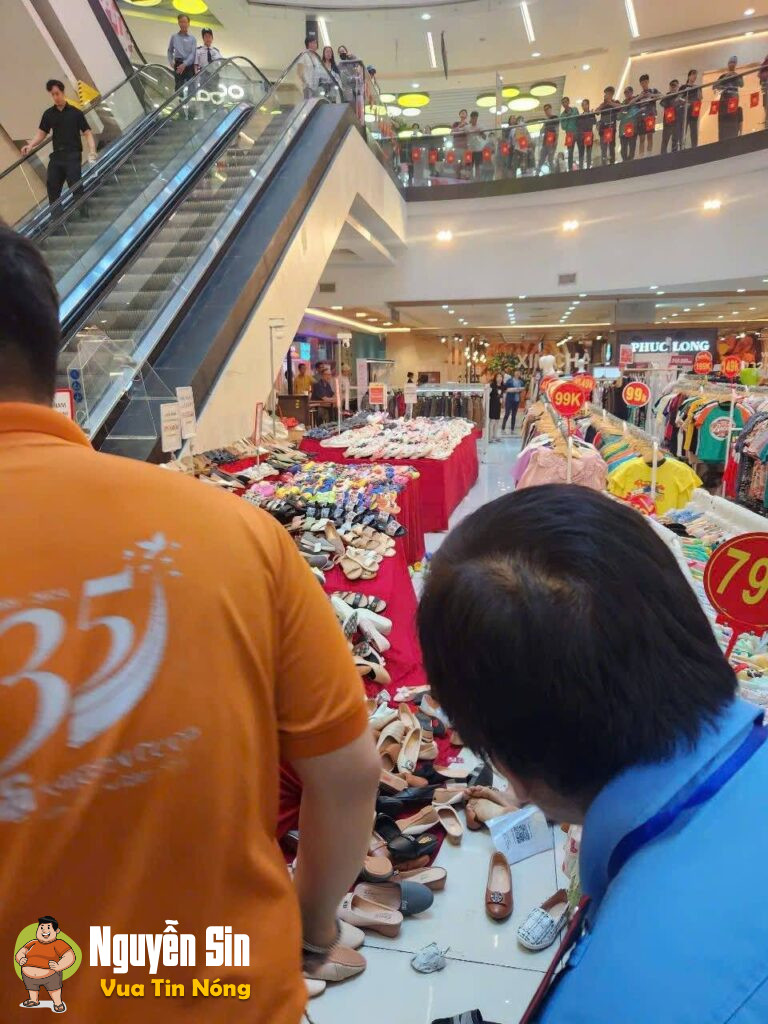 Lại Vạn Hạnh Mall nữa, tr ơi tha người ta làm ăn đii tr.