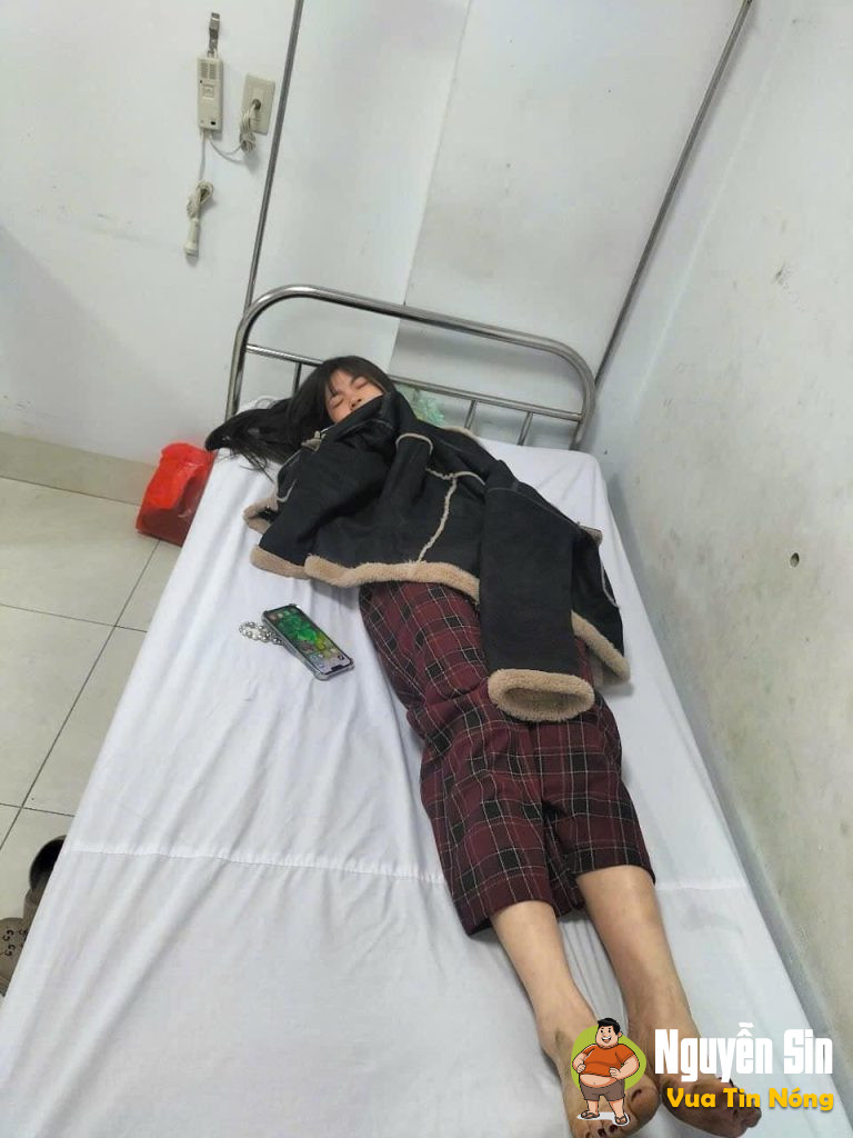 Bắc Giang: Chồng ngoại tình bị vợ phát hiện nên đe doạ giết vợ, mẹ vợ đến đón đưa con gái đi nhưng bị bố chồng đánh nhập viện.