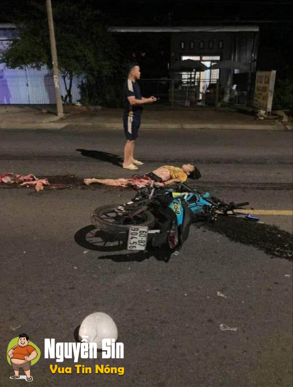 Nguyễn Huệ, Quang Trung, Thống Nhất – Đồng Nai: Khoảng 10h tối qua TNGT giữa xe cont và xe máy khiến 1 người không còn nguyên vẹn