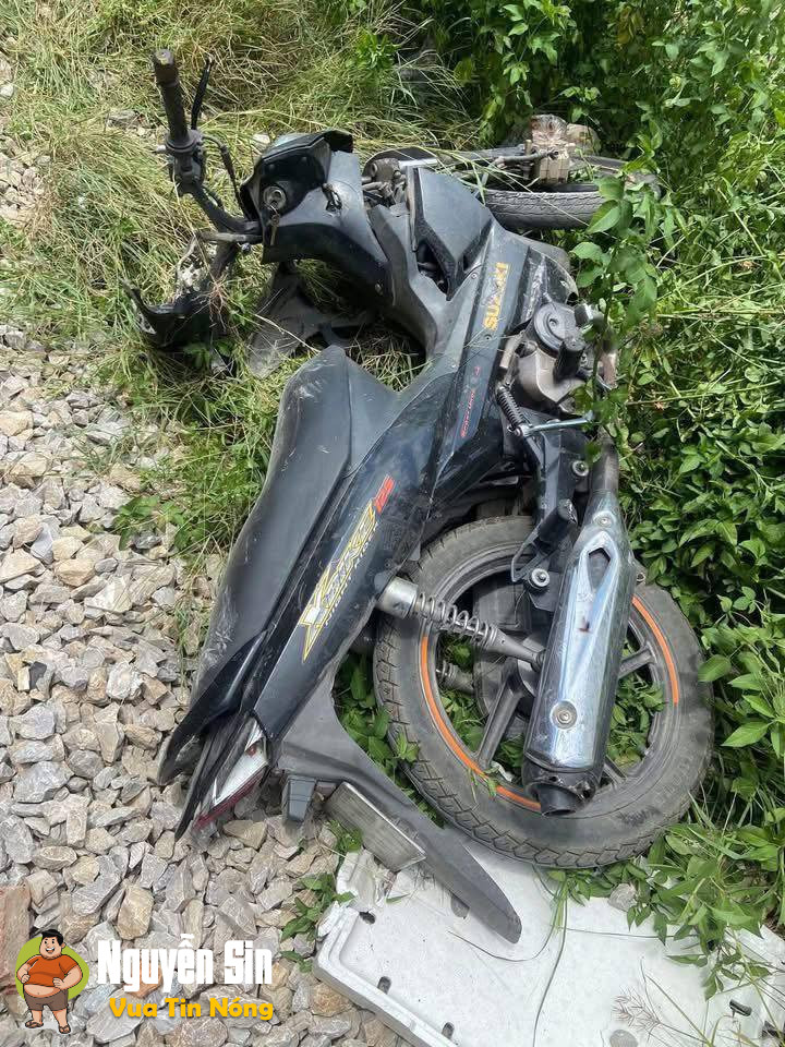 Cam ghi lại vụ TN đường sắt, đoạn giao nhau với đường Trần Nhật Duật, TP. Vinh (Nghệ An).