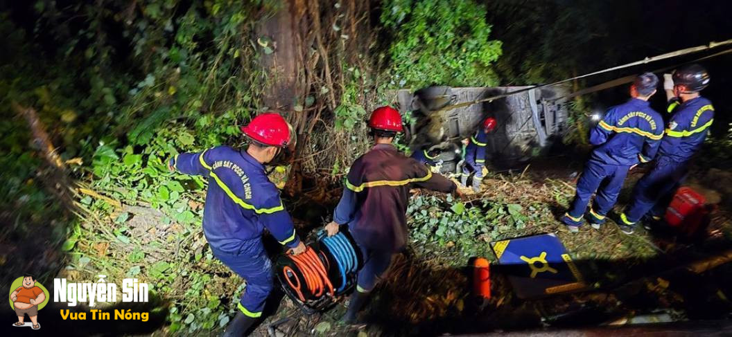 Vụ xe lao xuống vực trên đèo Bảo Lộc làm một người tử vong, ít nhất 3 người bị thương.