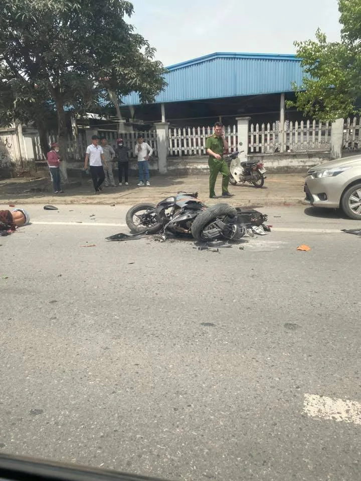 TNGT nghiêm trọng gần CDL Bình Xuyên 1 ,Vĩnh Phúc: Người đã đắp chiếu, hiện trường thư;ơng tâ;m