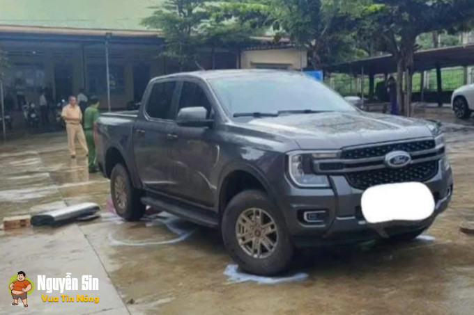 ĐĂK LĂK: Bố lái ô tô đưa con vào sân trường, lúc lùi xe cán tuvong một học sinh lớp 2 ĐĂK LĂK: Bố lái ô tô đưa con vào sân trường, lúc lùi xe cán tuvong một học sinh lớp 2