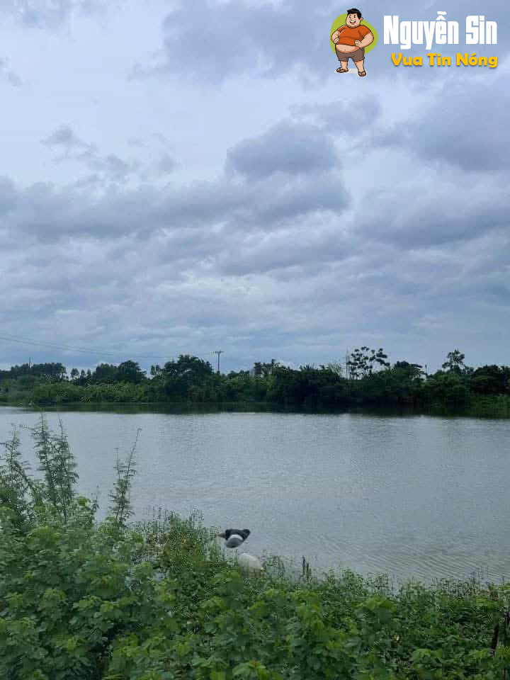 Bắc Ninh: Hai thiếu nữ 16 tuổi TV dưới hồ, để lại mảnh giấy nhắn gửi gia đình ở phòng trọ Bắc Ninh: Hai thiếu nữ 16 tuổi TV dưới hồ, để lại mảnh giấy nhắn gửi gia đình ở phòng trọ