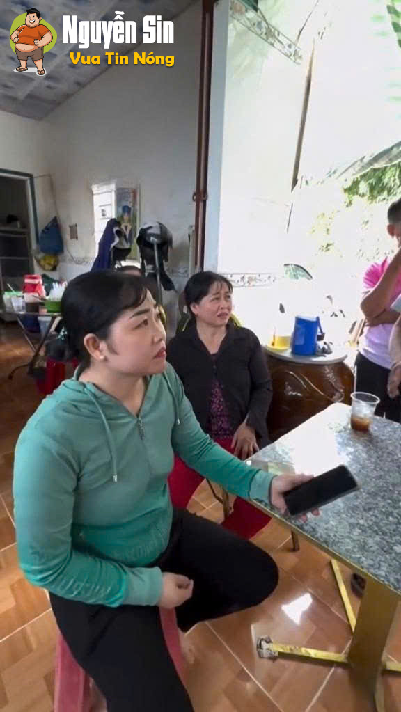 Lại việc nhẹ lương cao, không biết có cứu về được không