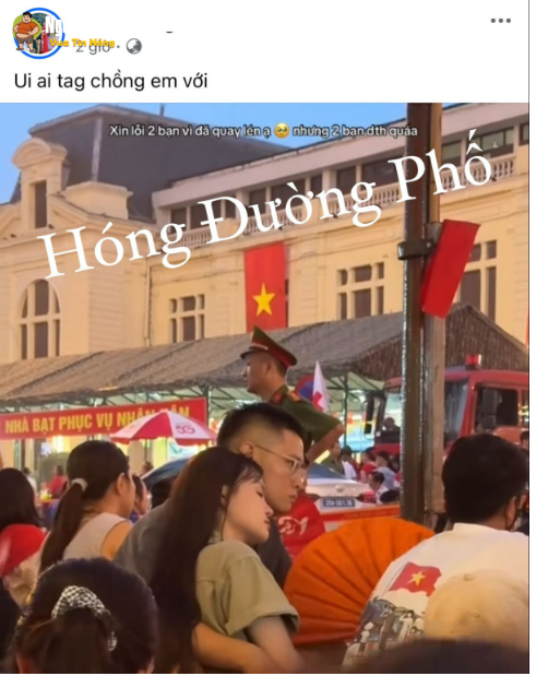Lú luôn: thanh niên đi xem diễu binh chăm sóc cho người yêu từng tí, ai cũng hết lời khen ngợi và xin vía. mỗi chị vợ là ở nhà khóc hết nước mắt.
