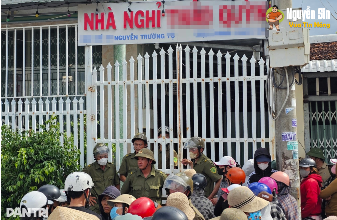 Đôi nam nữ