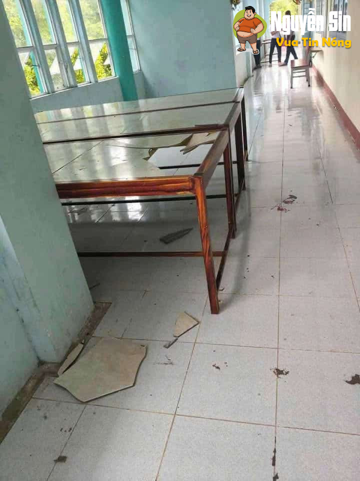 Phủ Lý – Đồng Nai: hs leo lên bàn gạch Phủ Lý – Đồng Nai: hs leo lên bàn gạch
