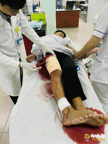 Phủ Lý – Đồng Nai: hs leo lên bàn gạch Phủ Lý – Đồng Nai: hs leo lên bàn gạch