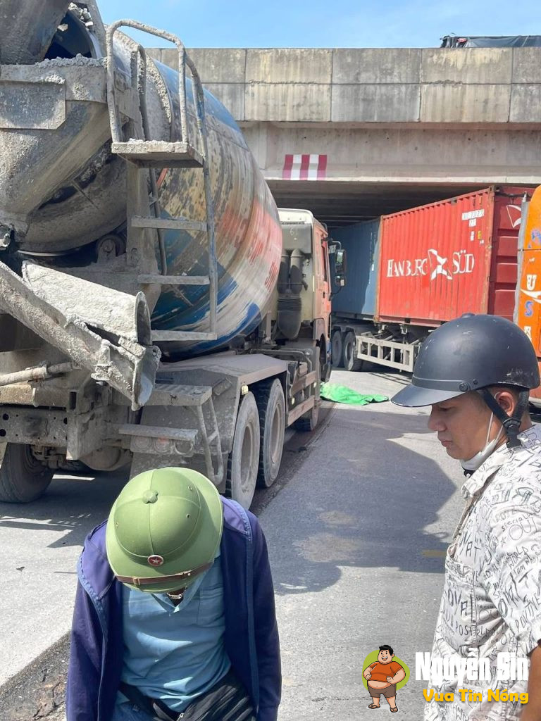nusinh gặp n@n, sáng nay ở Hà Nội