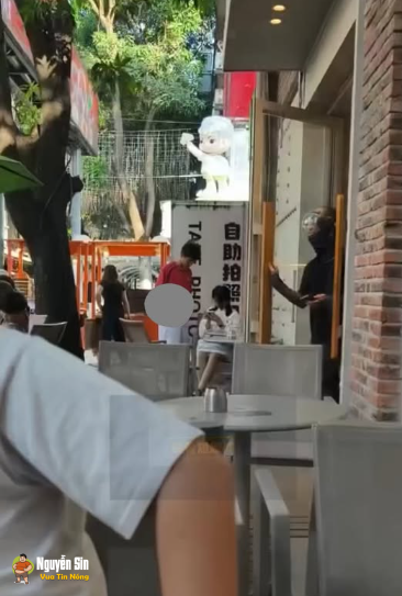 Ôi bạn ơi nhìn giúp tôi