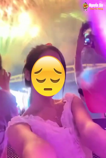 Sự cố pháo hoa concert Em Xinh Say Hi tại SVĐ Mỹ Đình tối 11-10