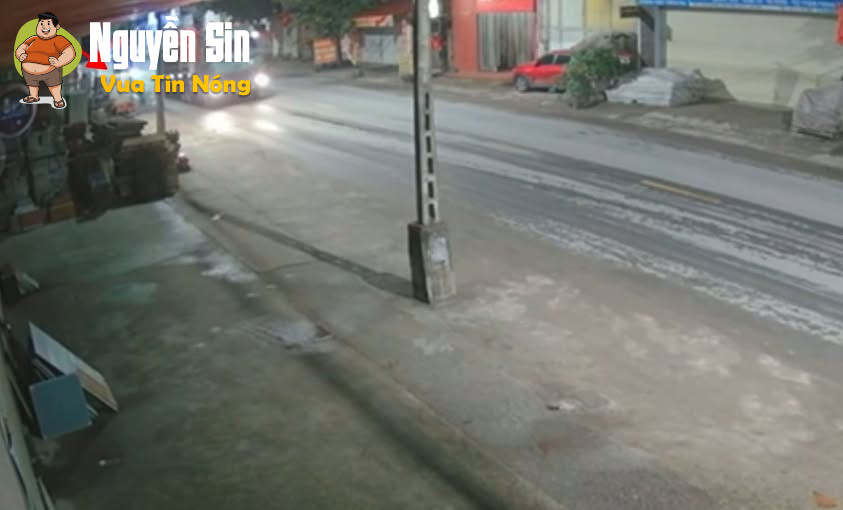 Vụ tngt ở Ba Vì tối qua, cháu bé va chạm xe ben, xe ben đã bỏ chạy