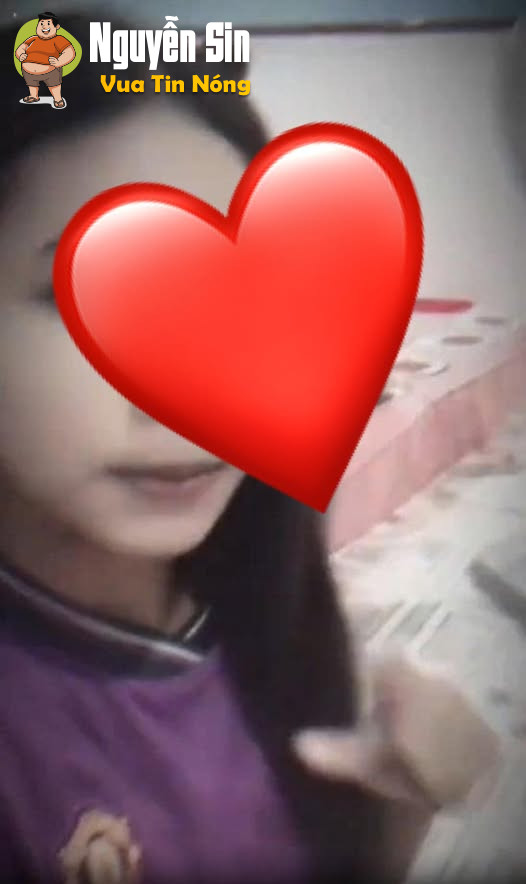 ??? Làm gì khó coi vậy