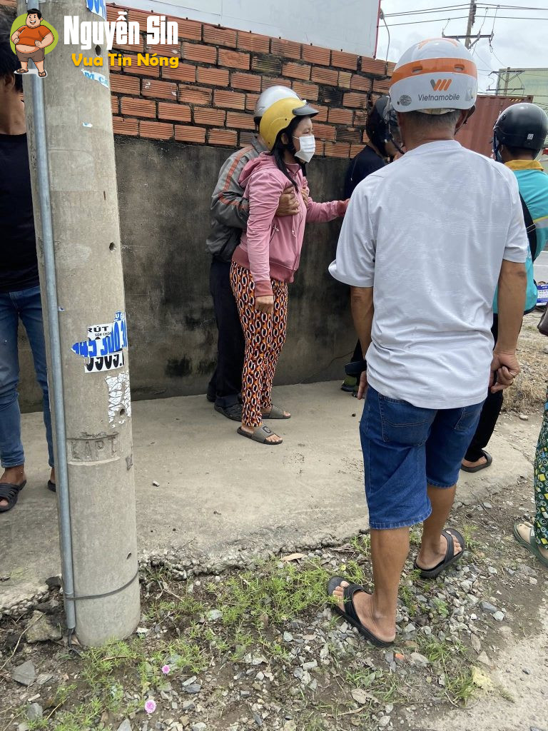 Mỹ Yên – Tây Ninh. C0 giá0 tr€n trên đừ0ng đi dạ¥ thì varch@m vơ’i container k0 qa kh0i