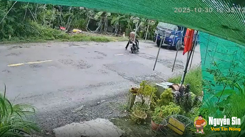 An Giang: TNGT nghiêm trọng khiến 1 ng TV ko còn nguy:en ve:n An Giang: TNGT nghiêm trọng khiến 1 ng TV ko còn nguy:en ve:n