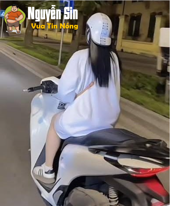 Tối qua tại cầu Thăng Long. Em ấy khét quá