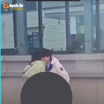 Giữa đường vớ được hang cuaa =:))