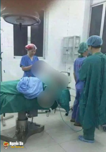 Ảnh ko che vụ vk phj thẳng con d@0 vào đầu vì ck rửa bát bẩn