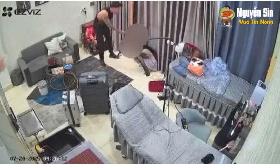 Vjdeo Ck cầm d.a.o … vk Vjdeo Ck cầm d.a.o … vk