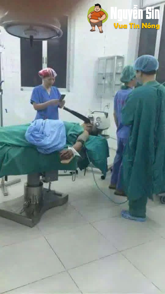 Ảnh ko che vụ vk phj thẳng con d@0 vào đầu vì ck rửa bát bẩn