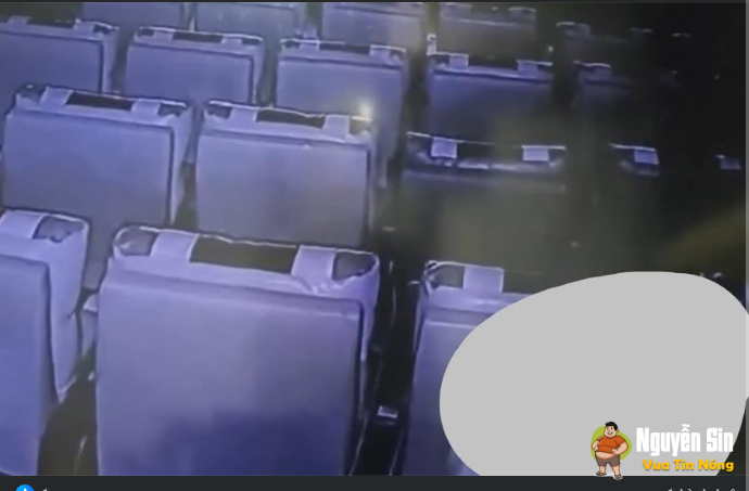 Đang coi phjm thì bị ma nhập