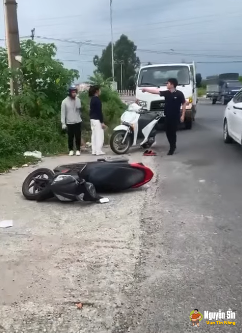 Vjdeo vk tìm được người mình thương thì bị ck ngăn cấm