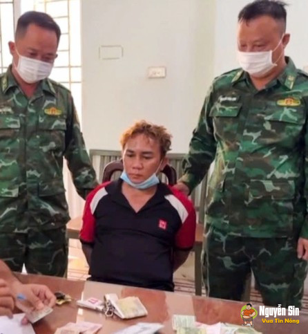 Lạnh người với dòng trạng thái của ng đàn ông lái oto t.ô.n.g